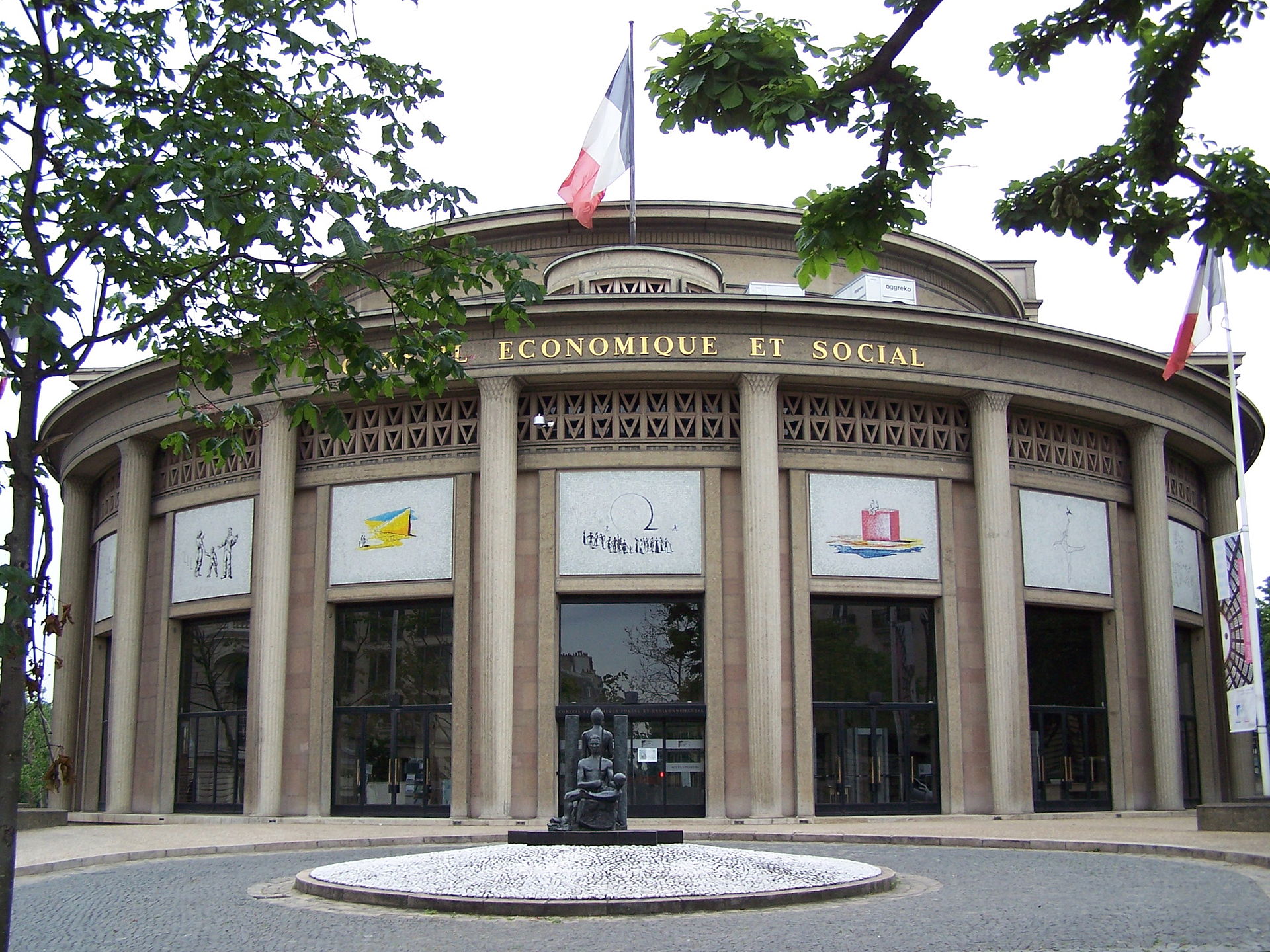 Palais d’Iéna conçu par Auguste Perret