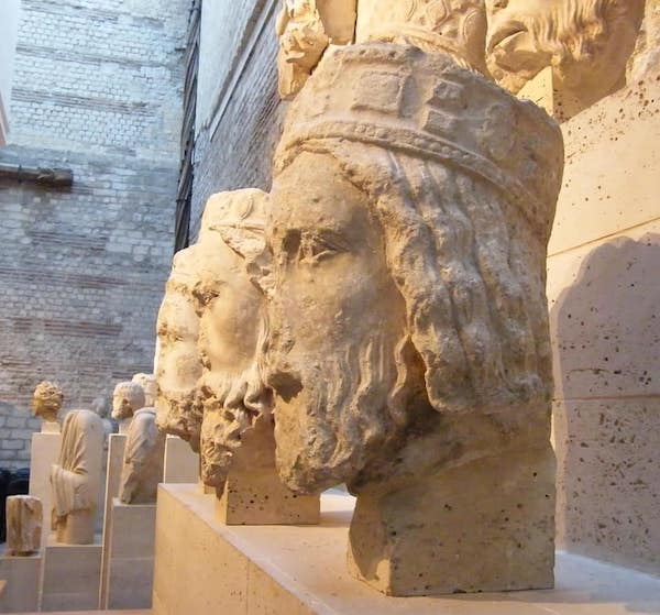 Têtes des rois de Juda retrouvées en 1977