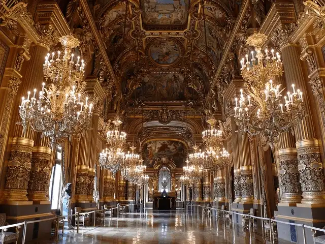 Le grand foyer
