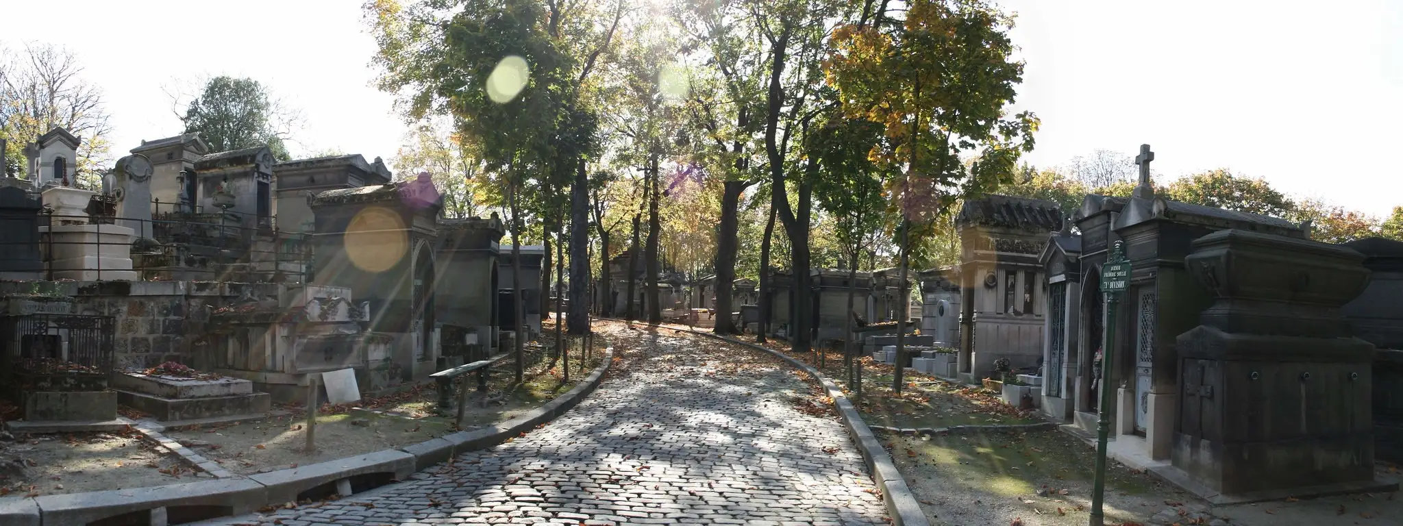 Visite guidée du cimetière du Père-Lachaise à Paris